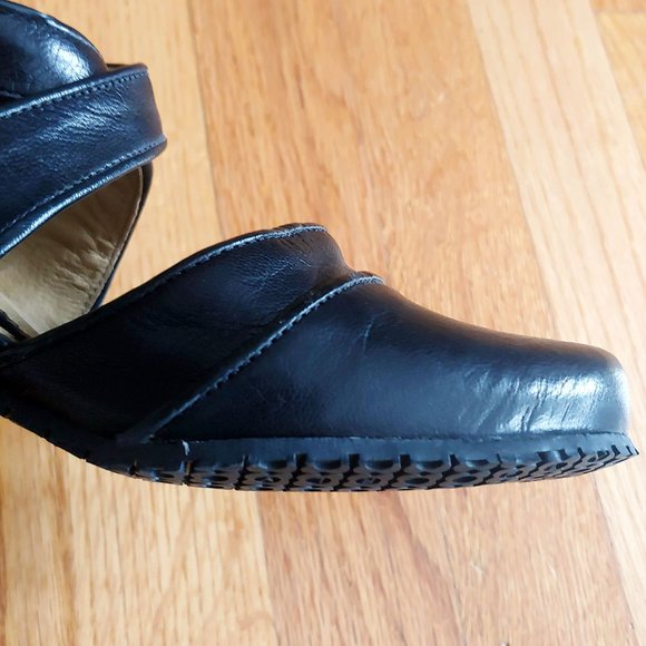 [SOLD] Fly London Black leather Mary Jane Cross Strap Wedge Heels - Picture 12 of 16
